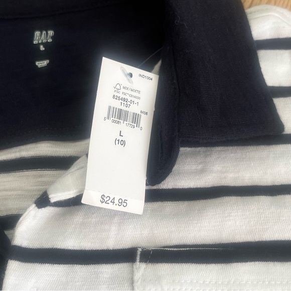 Boys Gap Polo Shirt - Picture 2 of 4